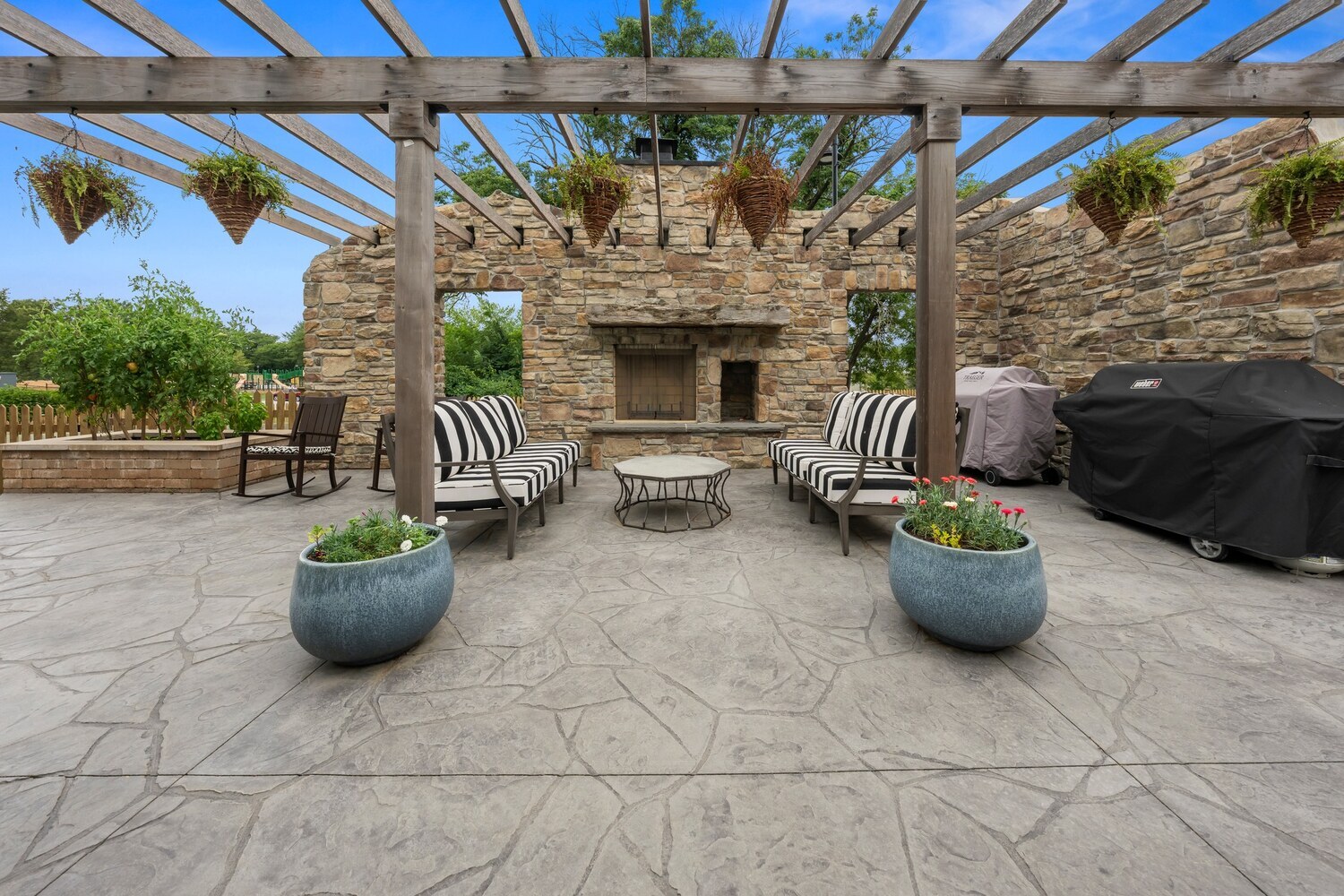 arbor-terrace-exton-community-1