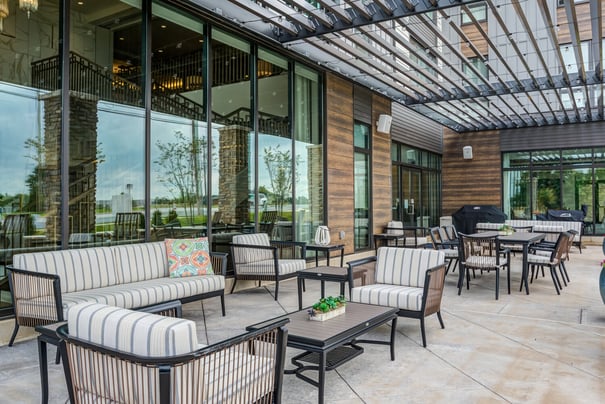 an outdoor sitting area 