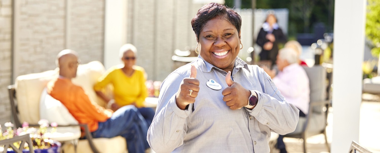 TheArborCompany_EmployeeThumbsUp