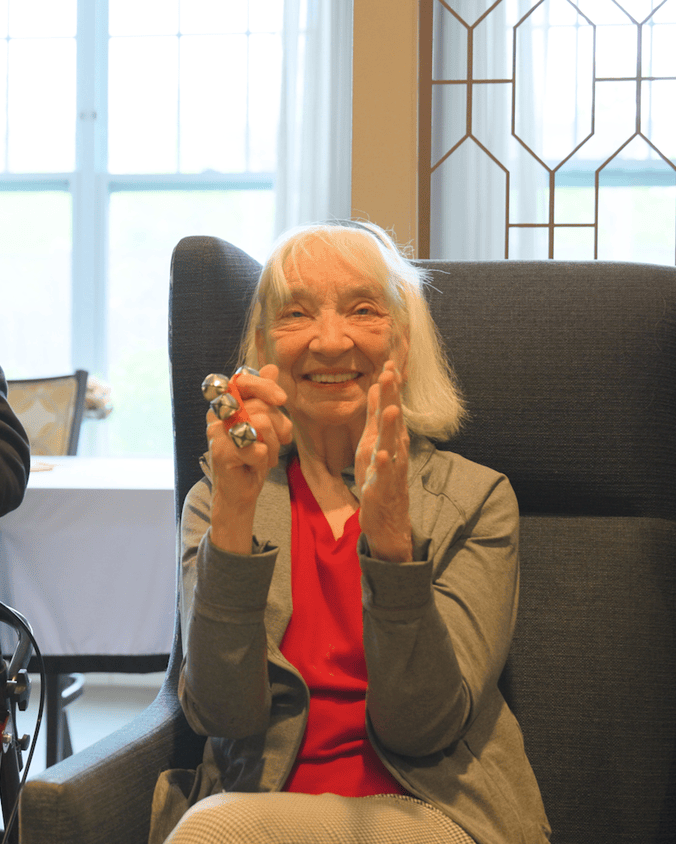 arbor-terrace-glenview-residents-and-staff-three-1