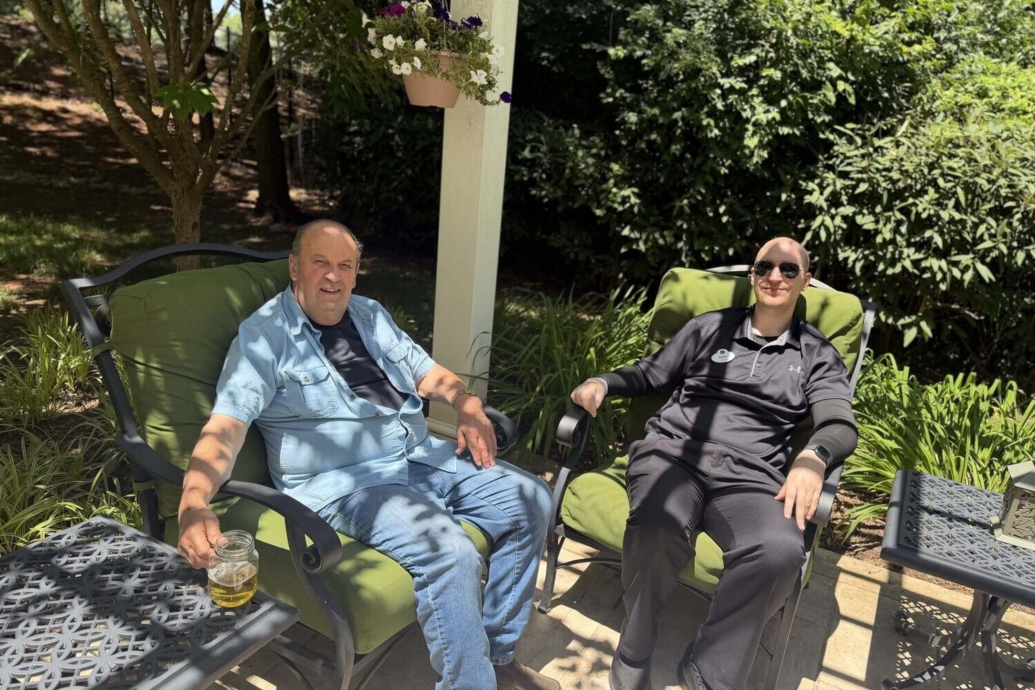 herndon-resident-staff-patio-relaxing