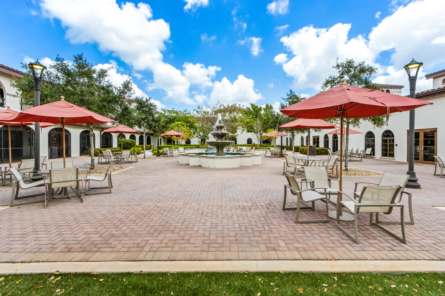 Lake Worth Courtyard-2