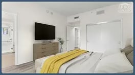 Bougainvillea thumbnail image