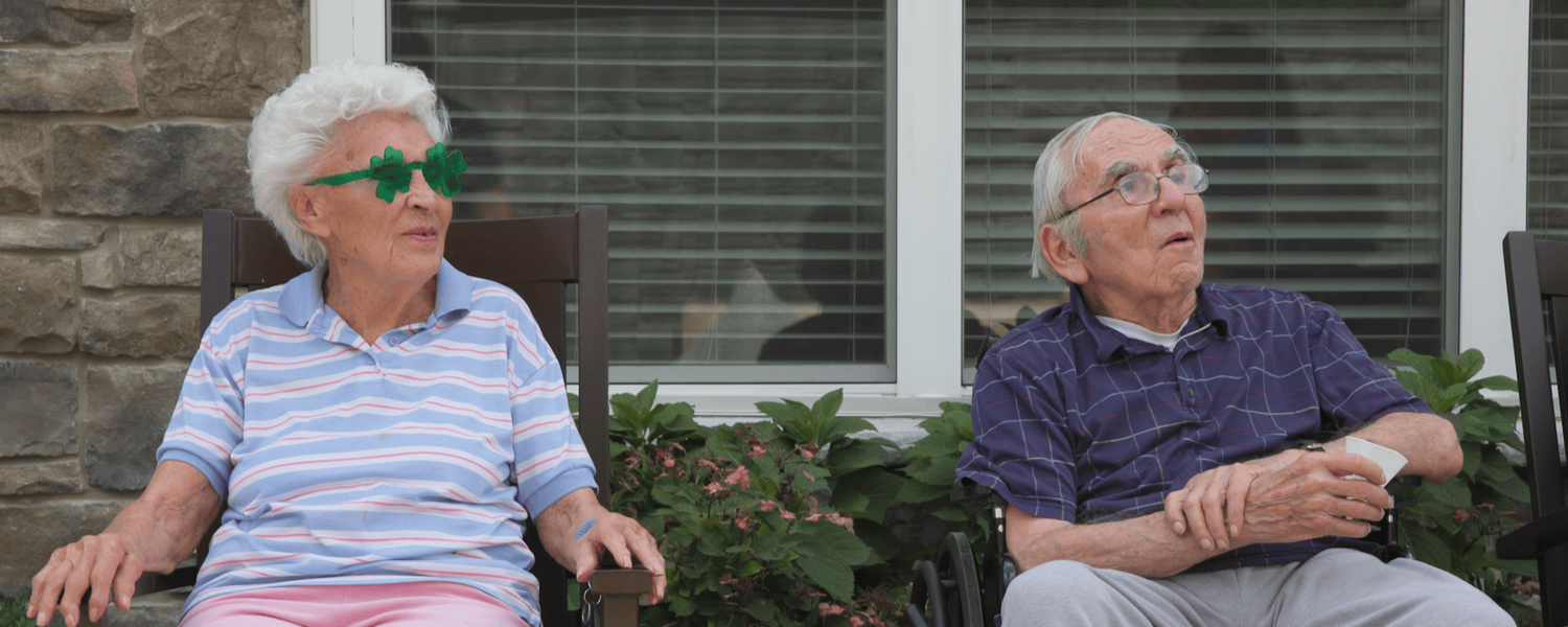 arbor-terrace-marlton-residents-patio