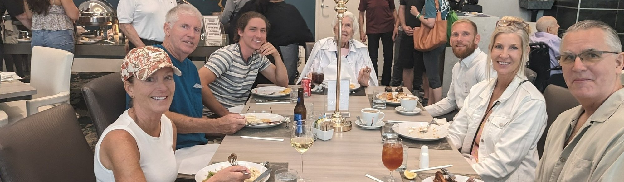 Mirabelle_A beautiful family celebrating easter together