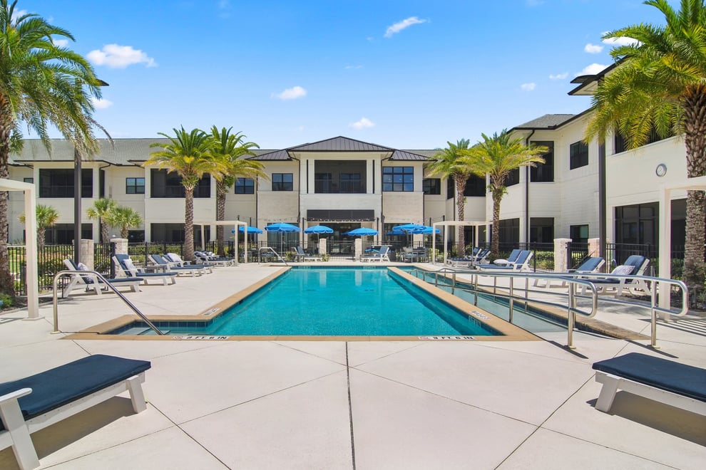 amelia-island-pool-one