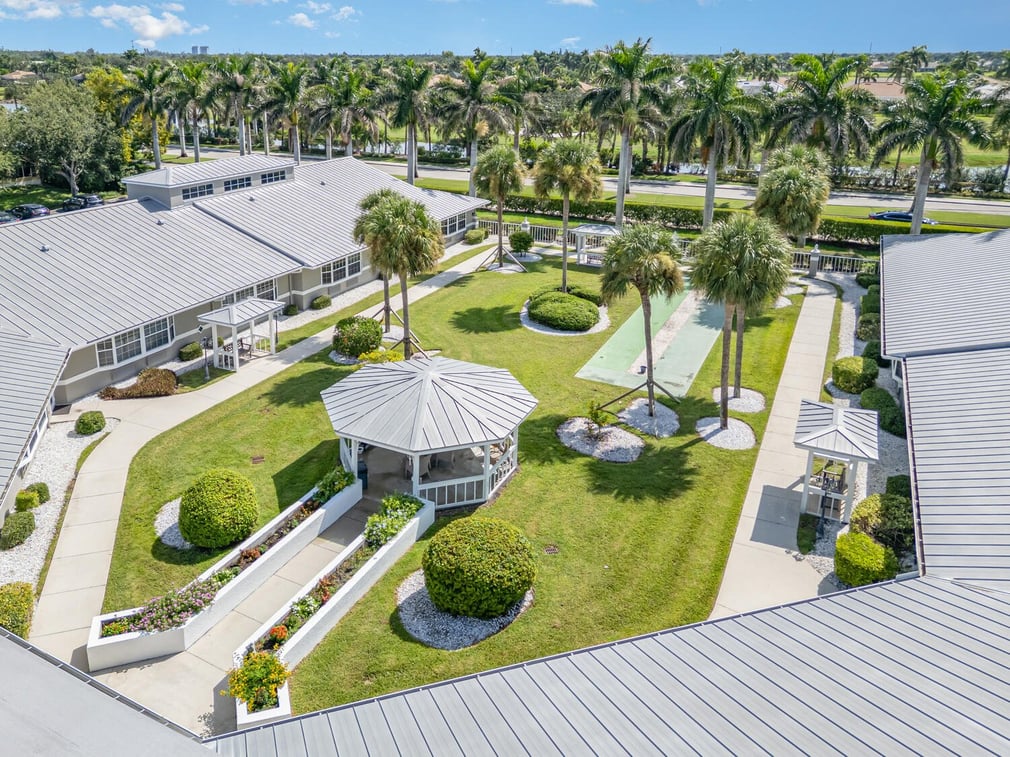 fort-myers-exterior-1