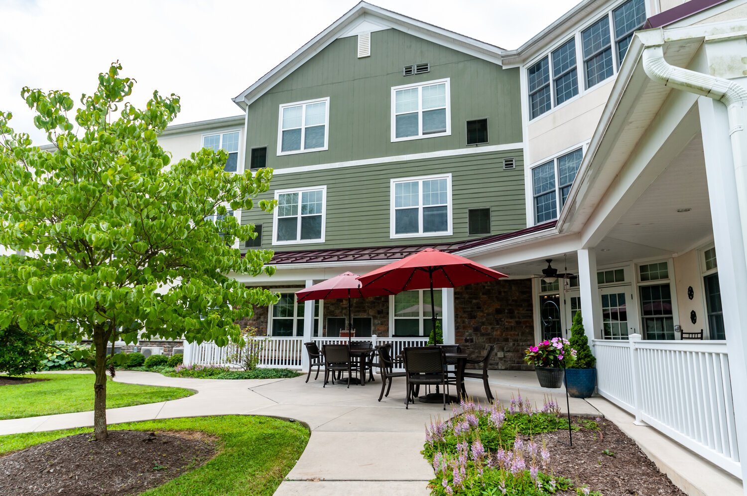 Arbor Terrace Willistown-Patio 4