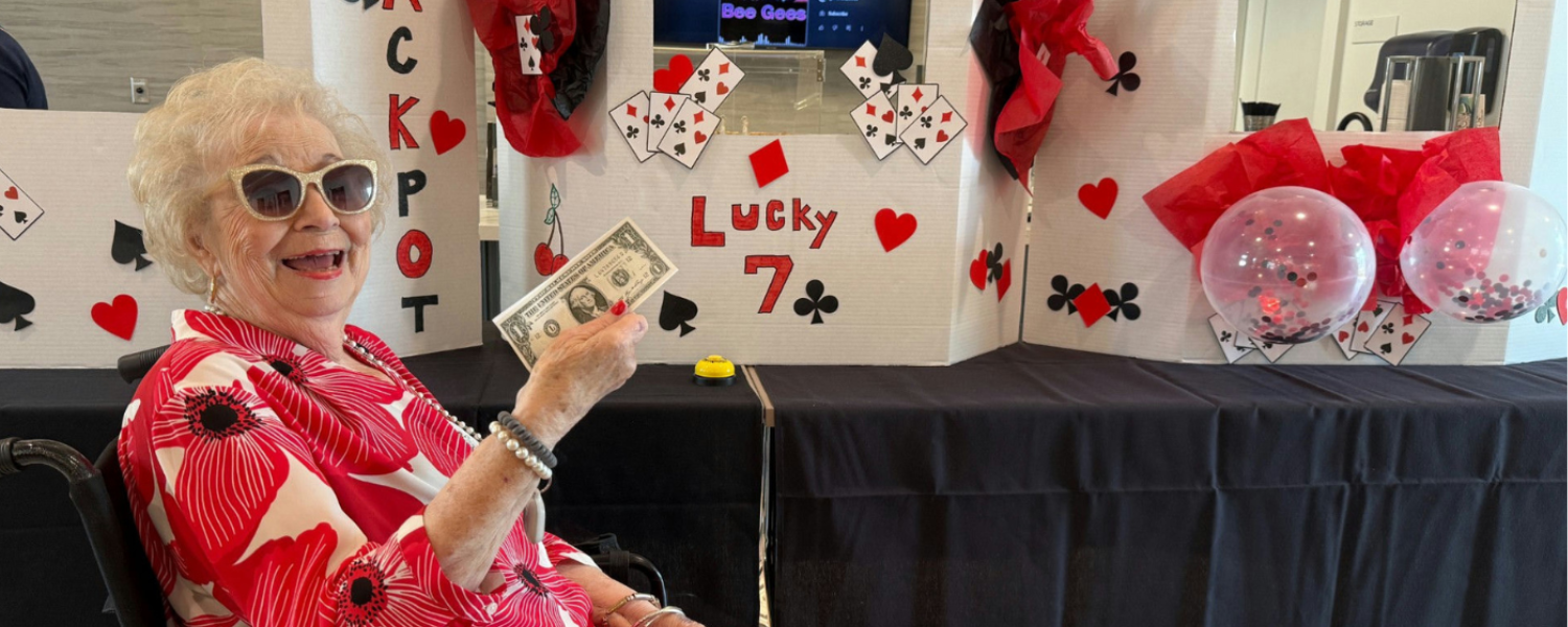 Tennessee - resident posing with a dollar
