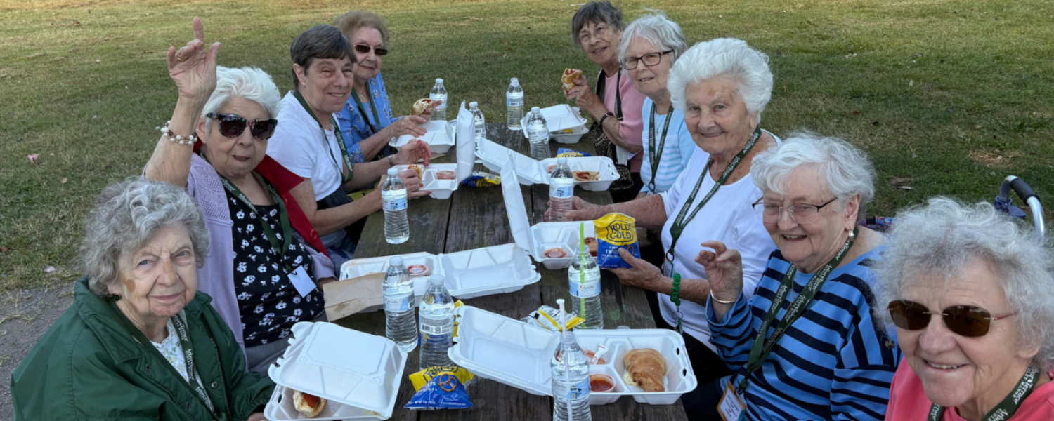 Virginia - seniors on a picnic
