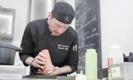 Experience the Best Fine Dining Senior Living Has to Offer