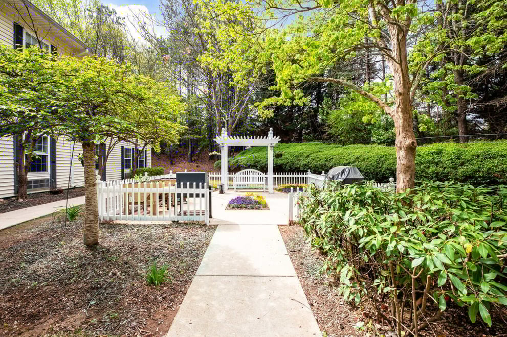 Athens Outdoor_Back_Area_2