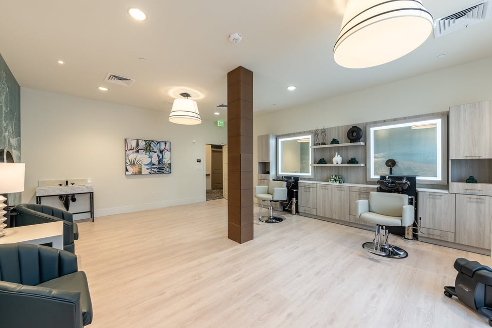 Arbor of Delray-Hairdresser