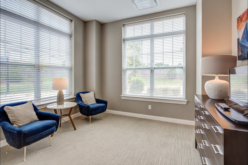 Arbor Terrace Glenview Bedroom 3