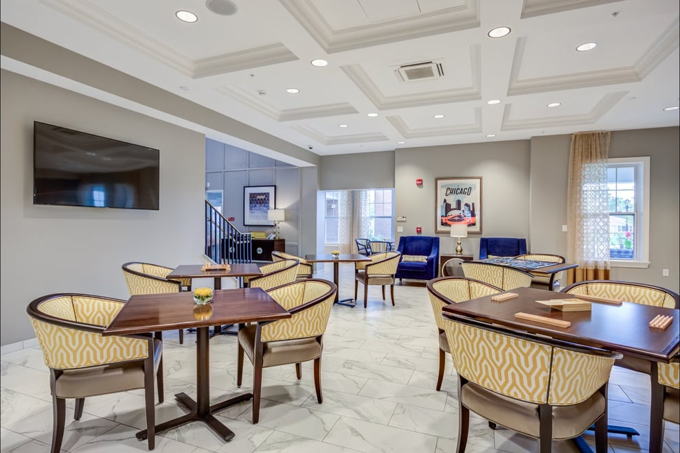 Arbor Terrace Glenview Dining 3