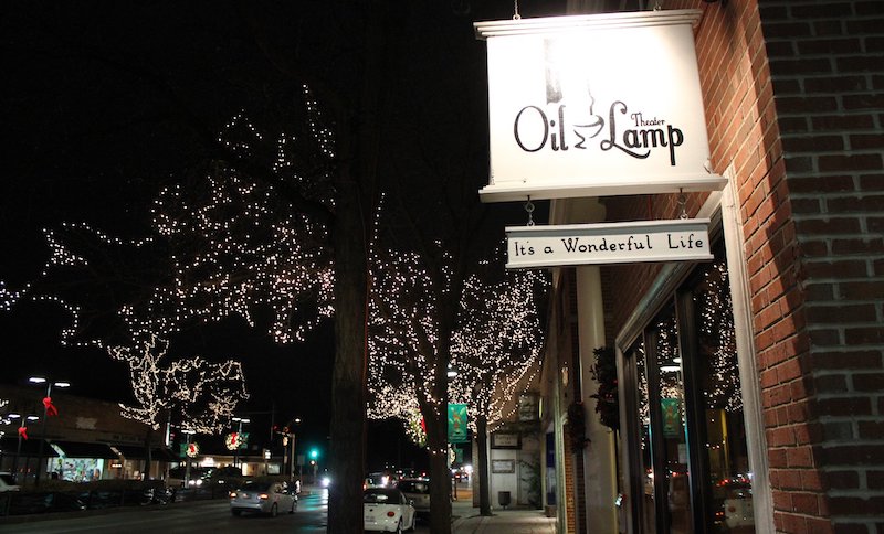 Oil Lamp Theater Glenview IL
